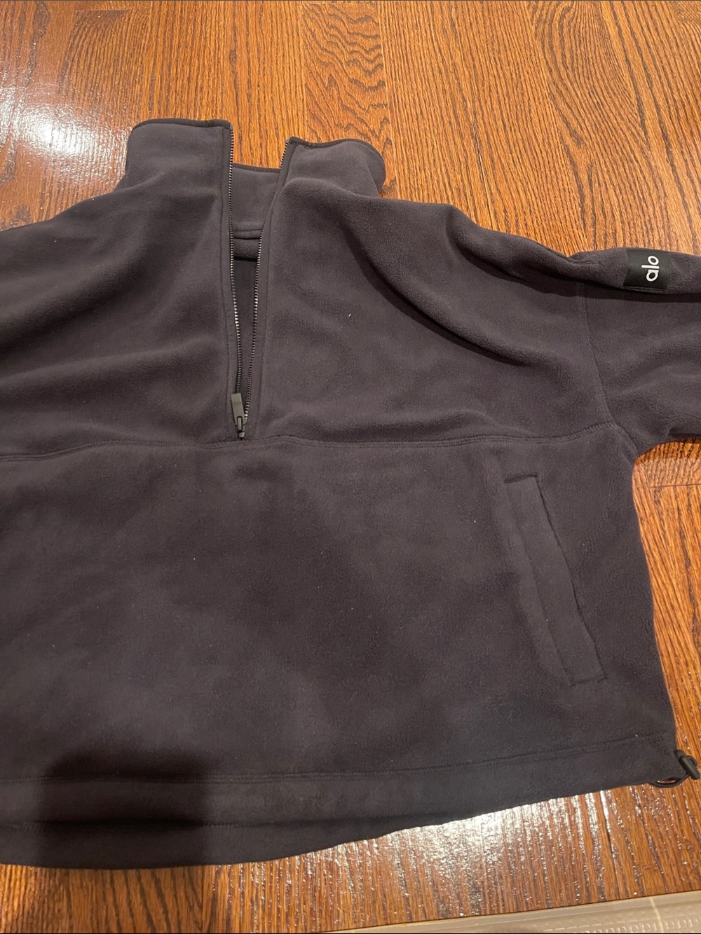 ALO Yoga Black Half-Zip Fleece Pullover size small
